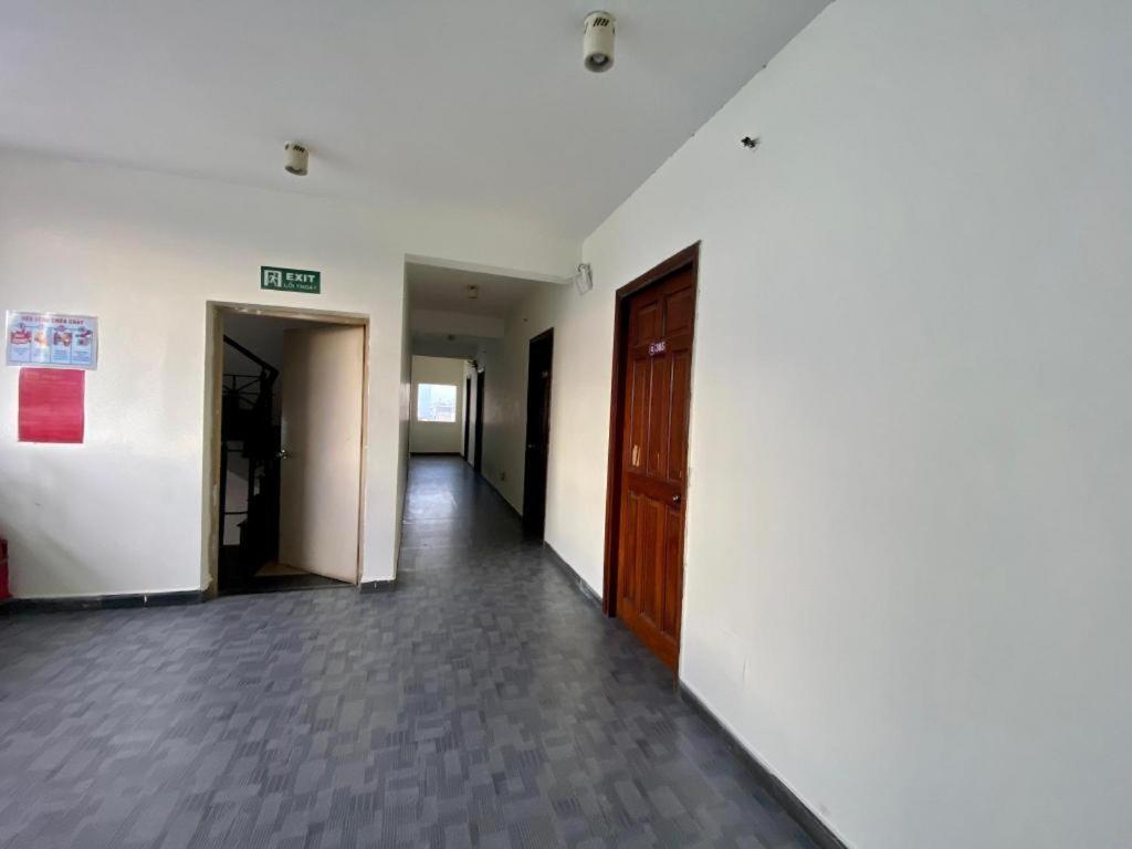 Amura Hotel Thu Duc Хошимин Екстериор снимка