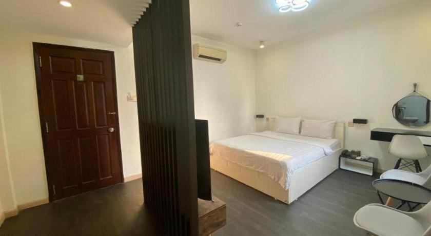 Amura Hotel Thu Duc Хошимин Екстериор снимка